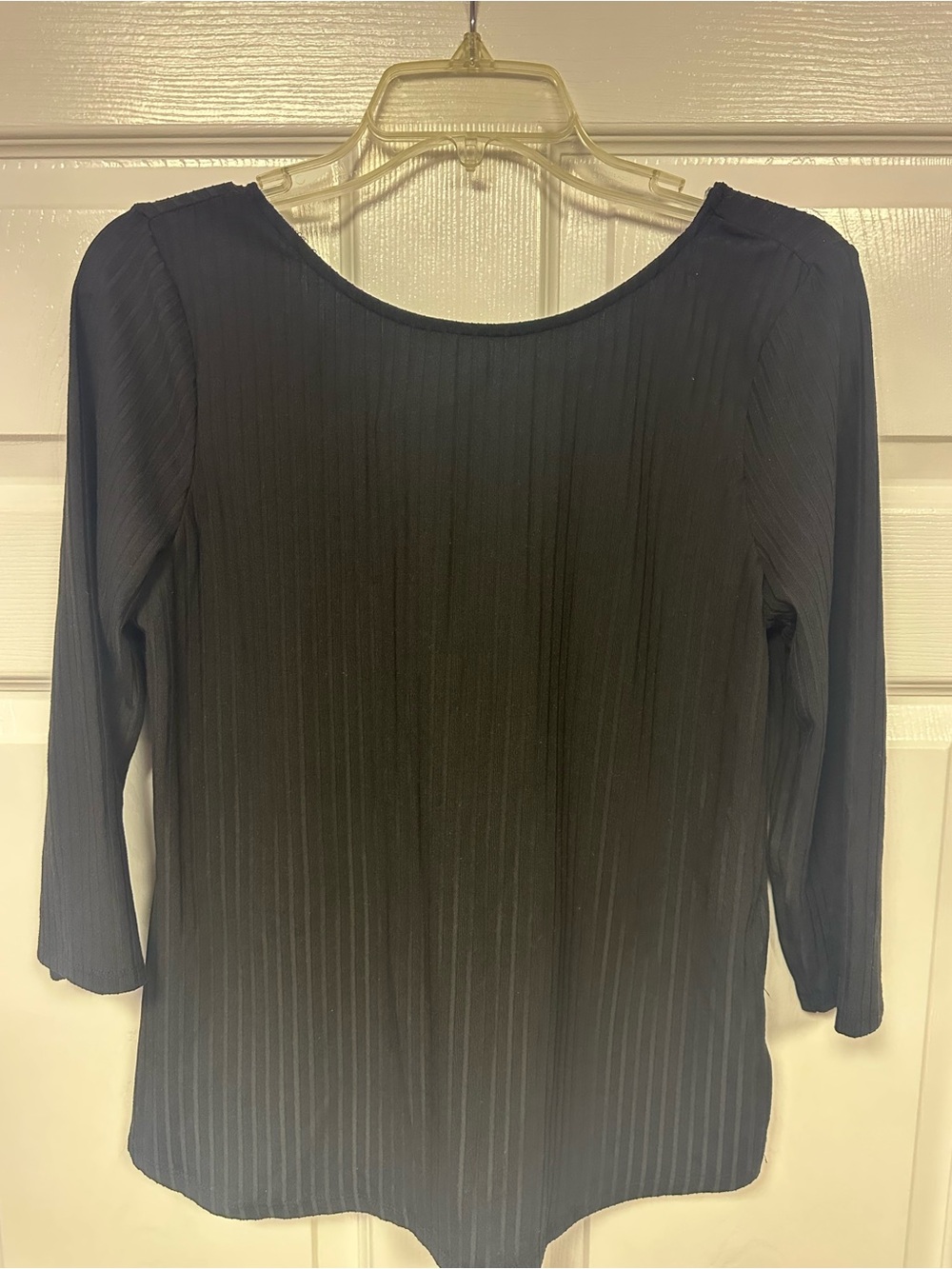 Black Ribbed Three-Quarter Sleeve with Cream Back Tie